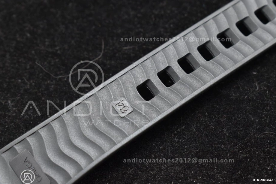 300m Bezel Black 43.5mm Neat Edition Ceramic 1:1 VSF Black A RG Seamaster on Dial Best Rubber Black 1070 Strap 0118